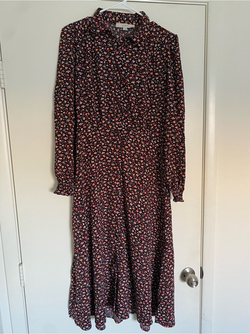 LOFT Floral Maxi Dress - Size 4